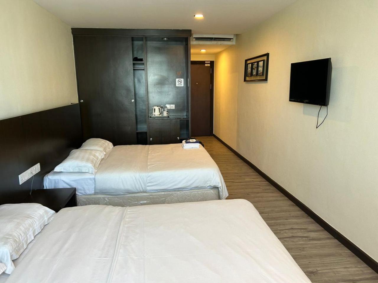 Lucky - 5 Inn Bintulu Luaran gambar
